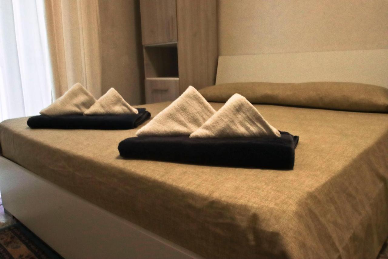 Olimpo Degli Dei Bed & Breakfast Napoli Bagian luar foto