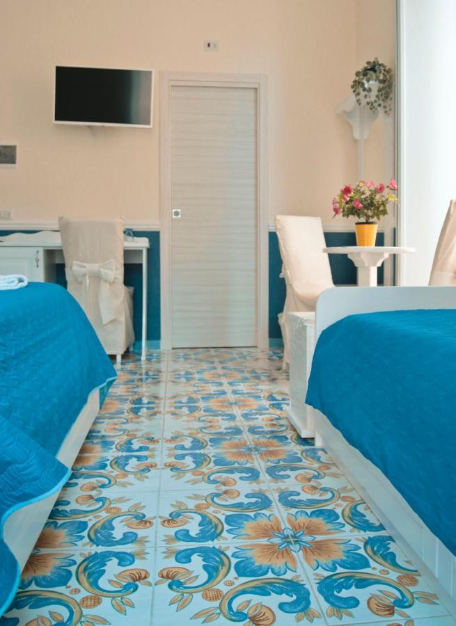 Olimpo Degli Dei Bed & Breakfast Napoli Bagian luar foto