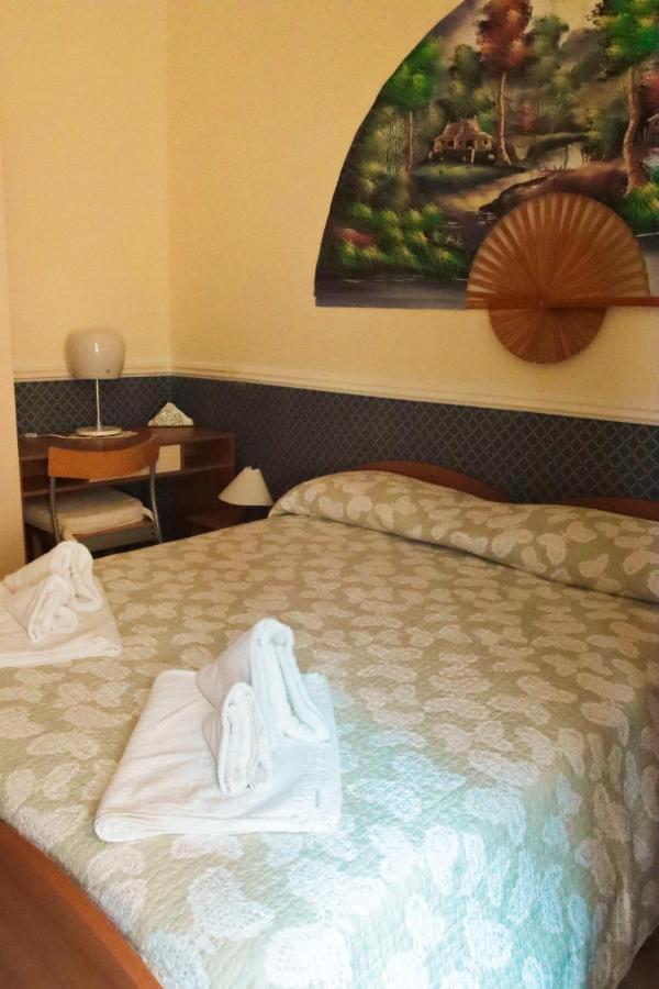 Olimpo Degli Dei Bed & Breakfast Napoli Bagian luar foto