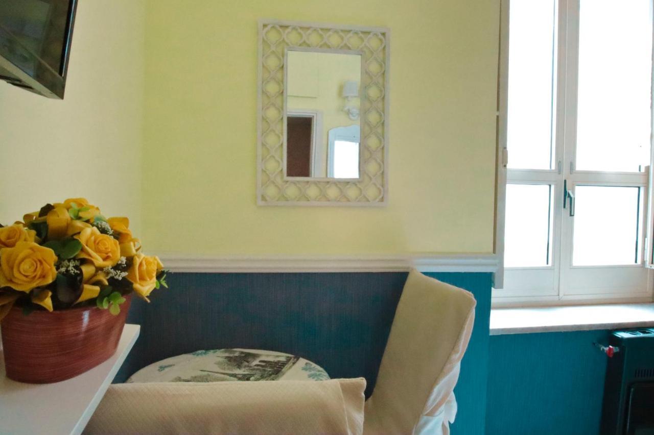 Olimpo Degli Dei Bed & Breakfast Napoli Bagian luar foto