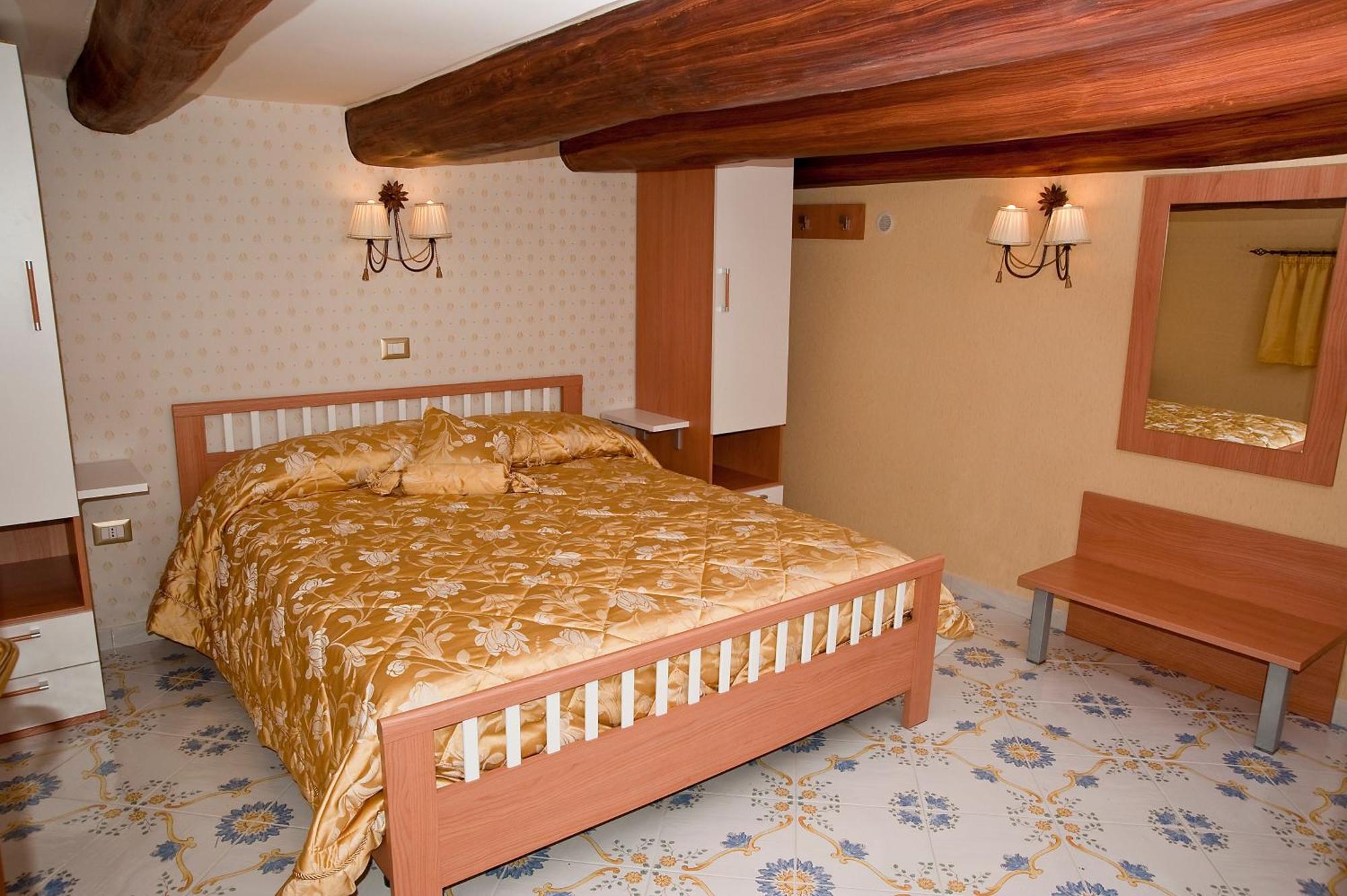 Olimpo Degli Dei Bed & Breakfast Napoli Bagian luar foto