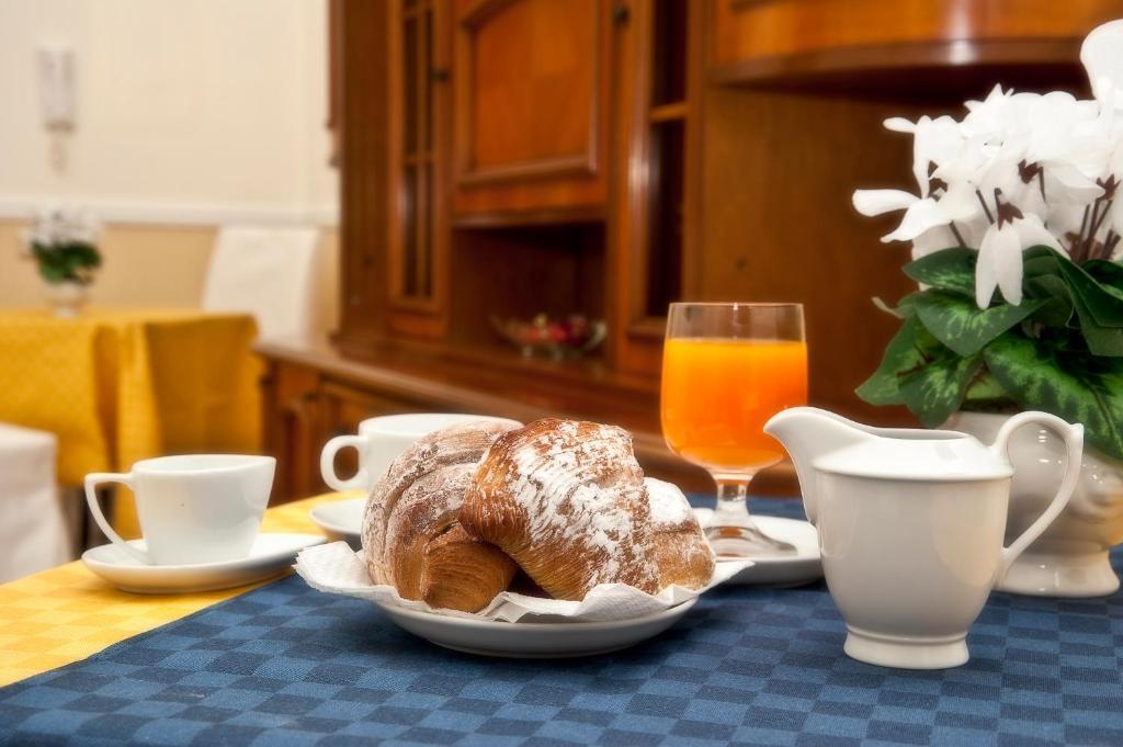 Olimpo Degli Dei Bed & Breakfast Napoli Bagian luar foto